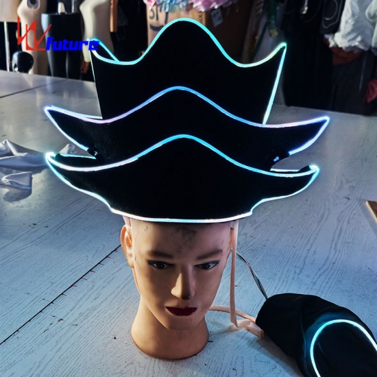 Optical fiber light-emitting cap